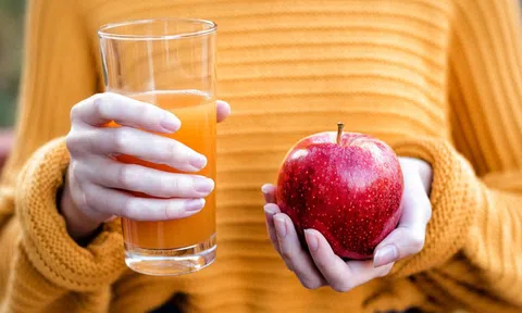 Nước ép trái cây có thể làm tăng nguy cơ mắc căn bệnh nguy hiểm: Uống bao nhiêu tốt nhất?
