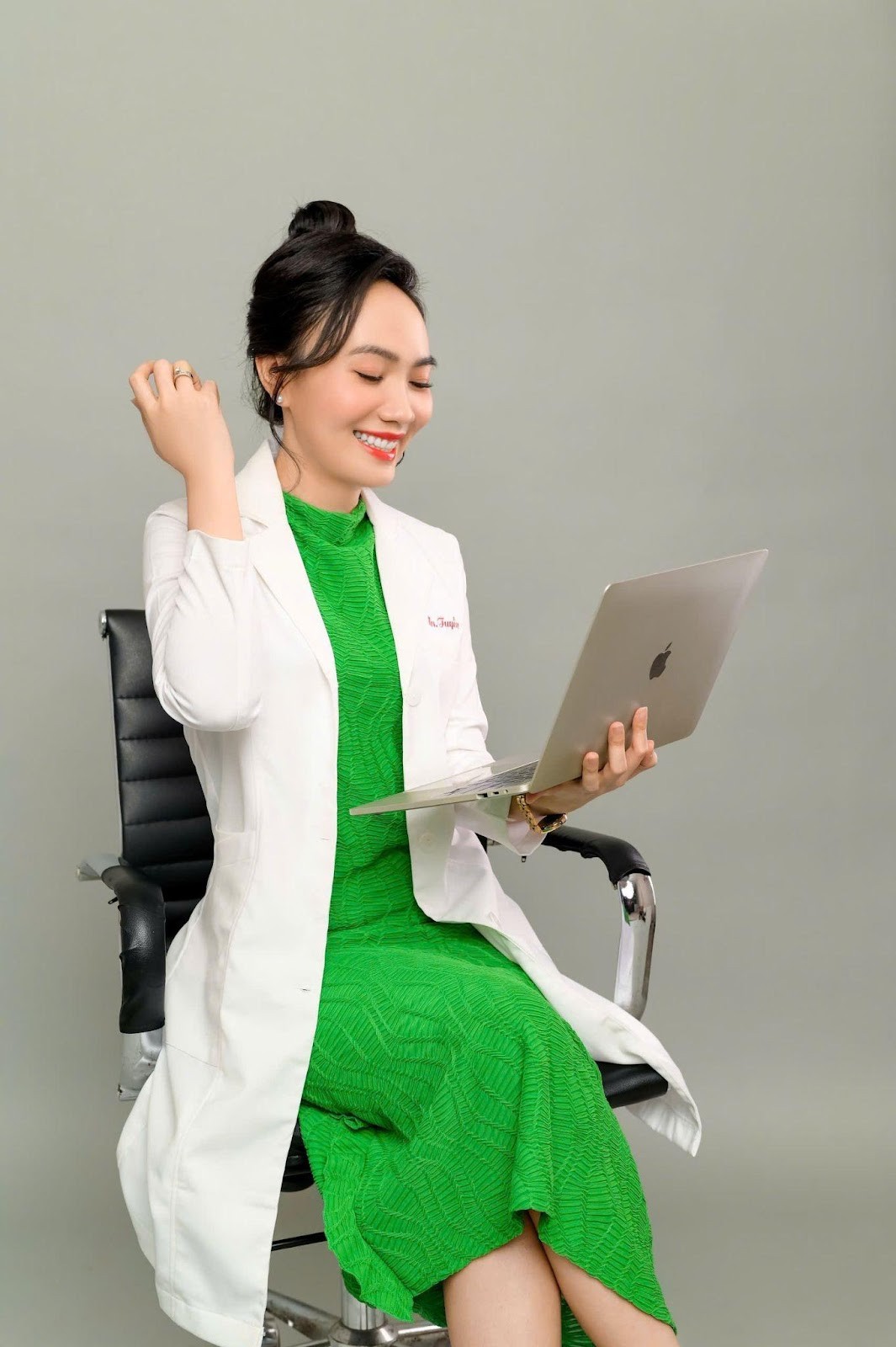 mrs-tuyen2-1751878098.jpg