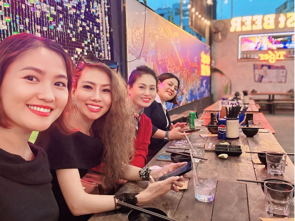 doanh-nhan-duong-thi-hong-linh-4-1752918346.png