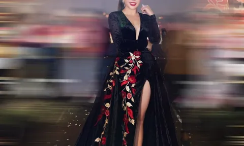 Hoa hậu Phạm Minh Phi rạng rỡ chấm thi chung kết “Duyên dáng áo dài Hoa”