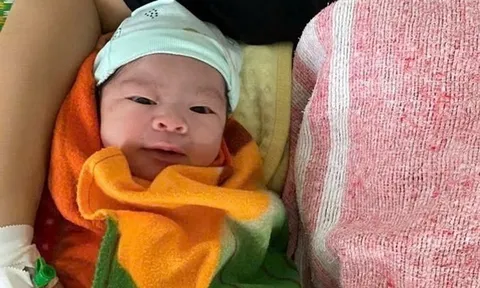 Quảng Trị: Bé sơ sinh chào đời với dây rốn quấn 6 vòng quanh cổ