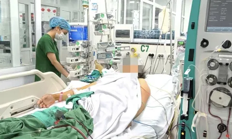Sốt xuất huyết ở người trẻ: Khi nào phải nhập viện?