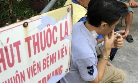Hút thuốc lá trong bệnh viện: Vì sao khó xử phạt?
