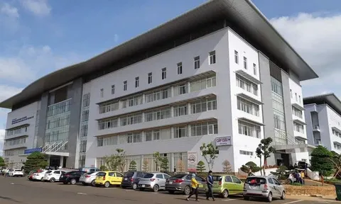 Chuyện khó hiểu về máy tán sỏi thận ở Bệnh viện Đa khoa vùng Tây Nguyên