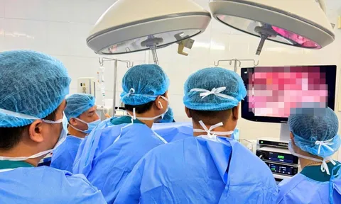 Người phụ nữ ợ hơi, tức ngực đến bệnh viện phát hiện điều bất ngờ