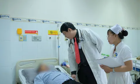 Suýt mất mạng vì nhầm lẫn nhồi máu cơ tim với đau dạ dày