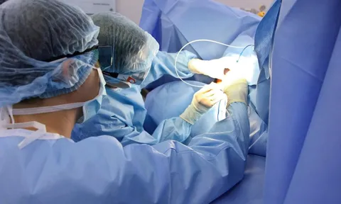 Kỹ thuật mới phẫu thuật bảo tồn cột sống