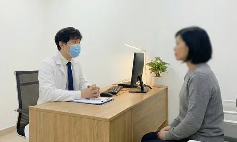 Tự chữa bệnh bằng mẹo dân gian, một phụ nữ bị suy thận nặng