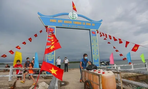 TPHCM: Hỗ trợ 100% thẻ BHYT cho người dân xã đảo, xã an toàn khu