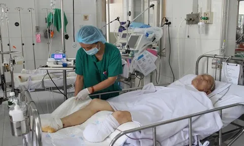 Mất chi, suy thận vì tin lời "thầy mạng"