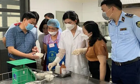 Đề nghị kiểm tra an toàn thực phẩm tại trung tâm tiệc cưới Adora