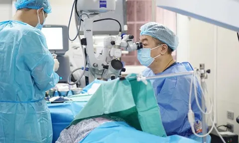 Đưa phòng mổ lên non cao