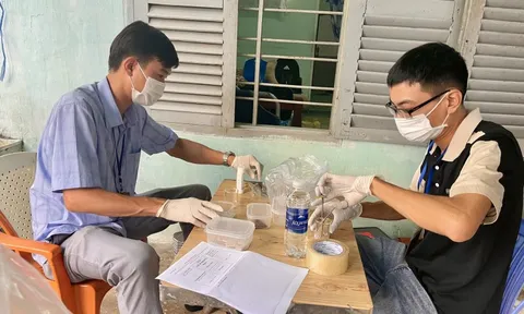 Vụ nhiều người nhập viện sau khi ăn bánh mì "không tên" ở TPHCM: Đề xuất phạt chủ cơ sở