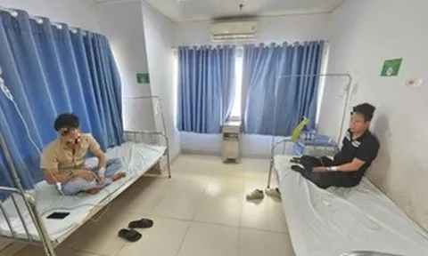 Ăn món vếch bò um cà đắng, 3 người bị bỏng hết khoang miệng