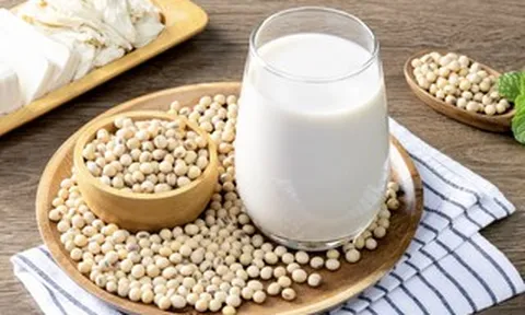 Nam giới uống sữa đậu nành có làm giảm sinh lý?