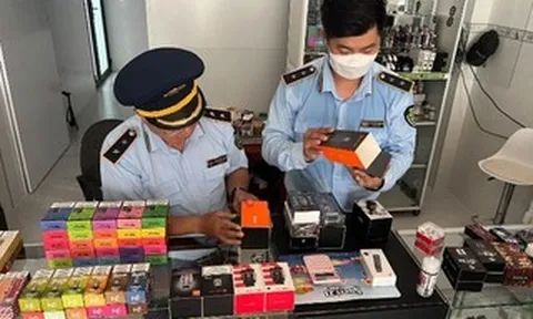 Hút thuốc lá điện tử bị phạt tới 5 triệu đồng