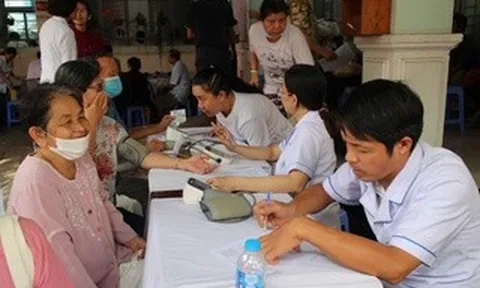 TPHCM ra quân khám sức khỏe quy mô lớn cho người dân