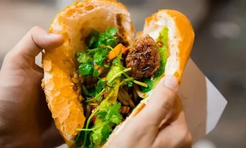 Thông tin mới nhất vụ 63 người ngộ độc bánh mì ở Nghệ An