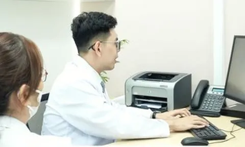 Đi tiểu liên tục là dấu hiệu của bệnh gì?