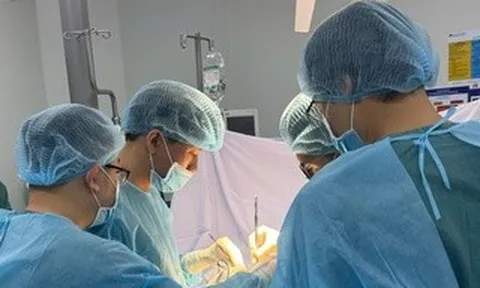 Bỏ qua dấu hiệu cảnh báo, người đàn ông 33 tuổi phải cắt bỏ tinh hoàn