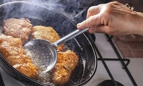 Nghiên cứu trên 422 bệnh nhân ung thư phổi phát hiện: Những người mắc ung thư phổi đều có 4 điểm chung