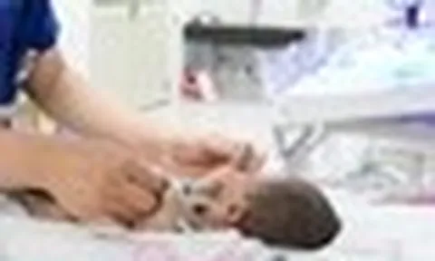 Phát hiện bé sơ sinh mang nhóm máu cực hiếm, bác sĩ xoay chuyển tình thế trong đêm