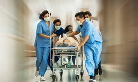 Đột quỵ thường "rình rập" những người KHÔNG làm điều này khi thức dậy