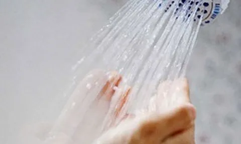 4 đối tượng dễ gặp nguy hiểm khi tắm đêm