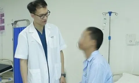 Người đàn ông bị em họ cắn đứt môi
