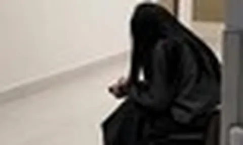 'Ai chăm sóc con quãng đời còn lại': Lời người mẹ mắc ung thư khiến bác sĩ xót xa