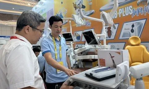 Nha khoa Việt Nam hút khách quốc tế nhờ giá cạnh tranh