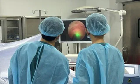 Chủ quan với đau lưng, người đàn ông bị tàn phá sức khỏe