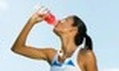 6 loại đồ uống có thể gây tăng cân và tích nước nếu lạm dụng: Toàn loại nhiều người không ngờ tới