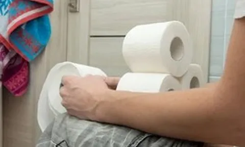 Các bác sĩ tuyên bố thẳng: Dấu hiệu quan trọng của ung thư đại trực tràng không phải tiêu chảy, mà là 4 thứ