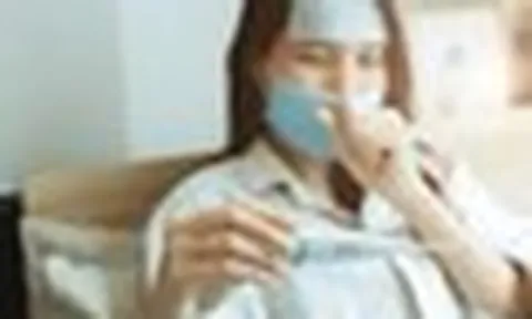 Người phụ nữ phổi toàn mảng trắng "như phủ bụi" vì thứ cứ hè tới là nhà nào cũng phải dùng