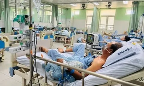 Kịp giữ lại mạng sống cho tài xế bất ngờ tím tái, ngưng thở