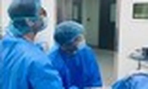 Trì hoãn điều trị sỏi vì sợ mổ, người phụ nữ suýt hỏng cả quả thận