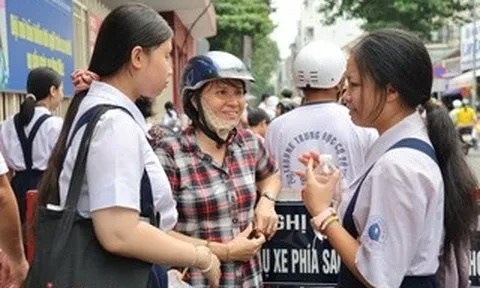 Mùa thi, chuyên gia chỉ cách ăn uống, vận động để không "sập nguồn"
