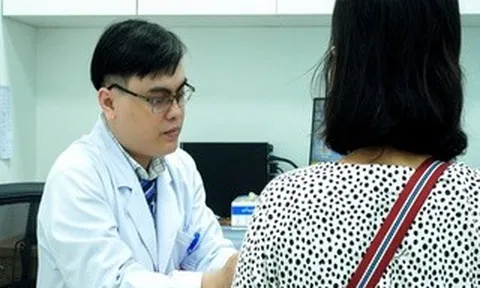Sống phóng khoáng, người phụ nữ mắc bệnh “khó nói”