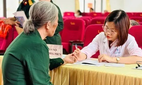 Luật Dân số mới: Tăng hỗ trợ sinh con, chăm sóc người cao tuổi