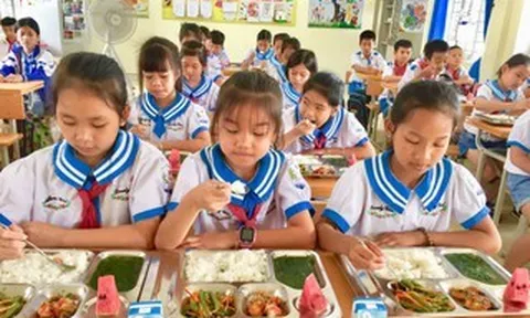 Học sinh sẽ được theo dõi dinh dưỡng, khám sức khỏe định kỳ