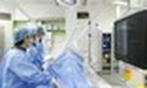 Bác sĩ Bạch Mai tại Ninh Bình cứu 5 ca tim mạch nguy kịch trong một buổi chiều