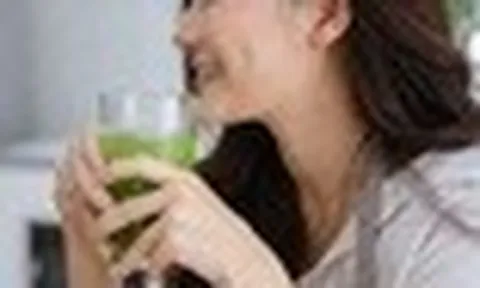 Ăn sạch vẫn có nguy cơ ung thư: Bác sĩ ung thư nổi tiếng chỉ ra 3 loại "thực phẩm giả tốt cho sức khỏe" có thể phá hủy hệ miễn dịch