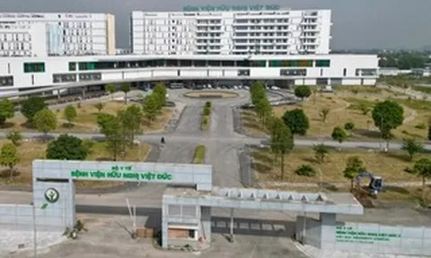 Chốt ngày Bệnh viện Hữu nghị Việt Đức cơ sở Ninh Bình đón bệnh nhân