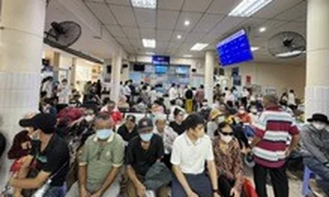 Sở Y tế TP.HCM phản hồi cử tri về tình trạng quá tải bệnh viện, thiếu thuốc