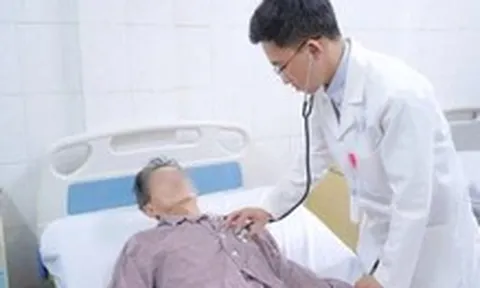 Cứu người đàn ông khỏi 'quả bom hẹn giờ' phình động mạch chủ bụng nguy hiểm
