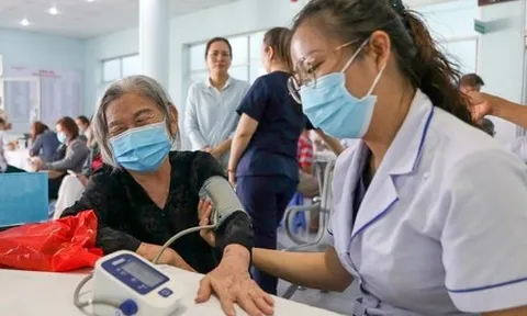 Giám đốc Sở Y tế TP.HCM: Người dân có thể chọn bất kỳ cơ sở y tế nào để khám sức khỏe miễn phí