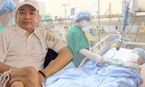 Từng sợ ngủ không thể tỉnh dậy, nam giảng viên Hà Nội 'hồi sinh' nhờ ghép thận