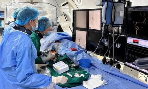 Đau đầu kéo dài, cẩn trọng nguy cơ phình mạch máu não