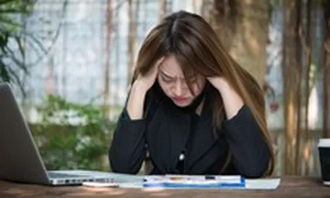 Người có nguy cơ rối loạn tâm thần do áp lực công việc, thất nghiệp sẽ được theo dõi, chăm sóc y tế